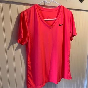 Women’s Nike Dry Fit shirt